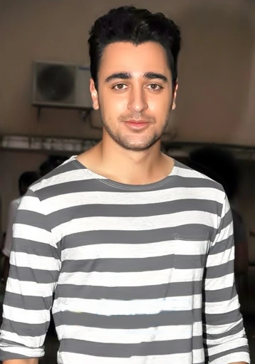 Bollywood actor Imran Khan standing at a 2013 Bru Gold photoshoot